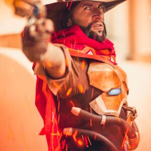 Matthew Mercer Instagram - “You seem familiar... ain’t I killed you before?” Got some of my McCree photos back, and I’m PRETTY damn happy with how they turned out!

Costume made by the amazing @somersetsews & @thedangerousladies, and a little myself.

Photos by @martinwongphoto (Thank you, @jessicanigri for being my sherpa on the day!)