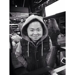 Matthew Moy Instagram - On set. It's a cute episode tonight, don't miss! 8PM CBS #2BrokeGirls