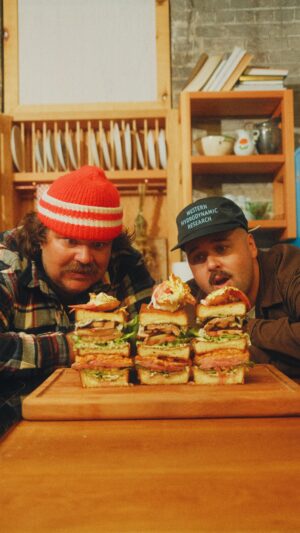 Matty Matheson Instagram - 🥪🔥💸THE MOST EXPENSIVE SANDWICH💸🔥🥪

FULL VIDEO ON YOUTUBE! LINK IN BIO 👆

🎥 @twelvegagemedia