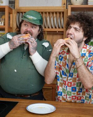 Matty Matheson Instagram - I LOVE MY BEST FRIEND I LOVE HIS BOOK YOULL LOVE HIS BOOK GET THE BOOK ITS THE BEST BOOK I LOVE YOU BENNY OPEN WIDE @ITSBENNYBLANCO