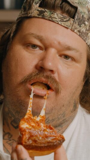 Matty Matheson Instagram - CHICAGOLAND I LOVE YOU THIS IS FOR YOU DEEP DISH FREAKS A LOTTA SAUCE A LOTTA CHEESE IT’S NOT FOR EVERYONE BUT IT IS FOR ME DEEP DISH PIZZA CHICAGO STYLE LET’S GO MERRY CHRISTMAS ALL YALL FREAKS MAKE THIS INSTEAD OF YOUR DRY ASS TURKEY FULL RECIPE ON MY YOUTUBE