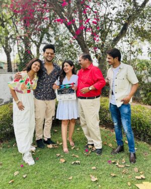 Maulika Patel Instagram - New Film New Beginning 🎥♥️

ગણપતી બાપ્પા મોરયા 🙏🏻✨

#pappanoinsurance 

#film #gujaratifilm #pappanoinsurance #blessings #grattitude #ilovemyblessedlife💕