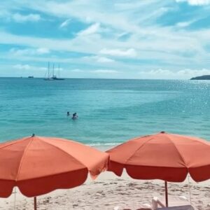 Mauricio Hénao Instagram - Sunny St. Marteen 🏝