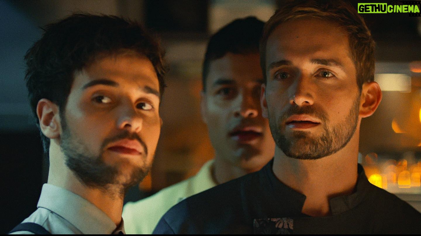 Mauricio Hénao - 37.4K Likes - Me cuentan que los secretos de este trío los tienen pegados 🔥🥵🎬 @juliancerati @felipelondonoo #PERFILFALSO #FAKEPROFILE
Agradecido por este reto @pillanes @marthagodoy2000 @stopello ❤️🍿 @netflixlat