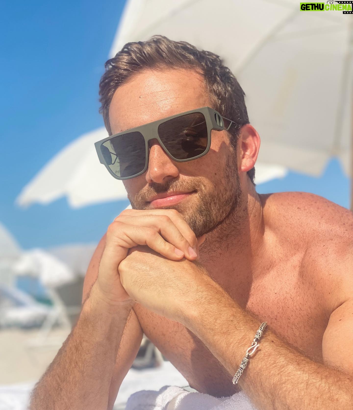Mauricio Hénao - 28.1K Likes - ⛵️☀️ asi las cosas por aquí #summer