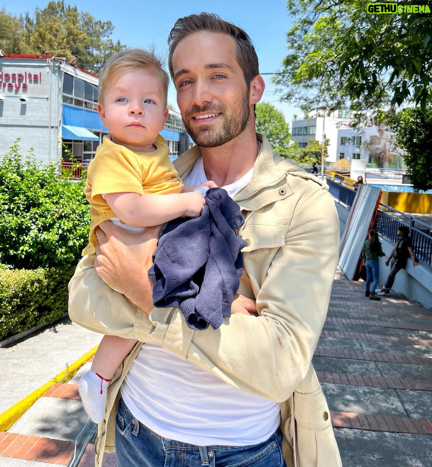 Mauricio Hénao - 36.5K Likes - This handsome little guy and I 🎬🎥