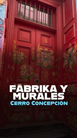 Mauricio Jürgensen Instagram - ✨¡El arte está en todos lados! 💎Llegamos al @fabrika_valpo para seguir por sus coloridos murales y puertas 🚪❤️ junto al callejero @mauriciojurgensenr 

¿Seguimos recorriendo?🤝✨