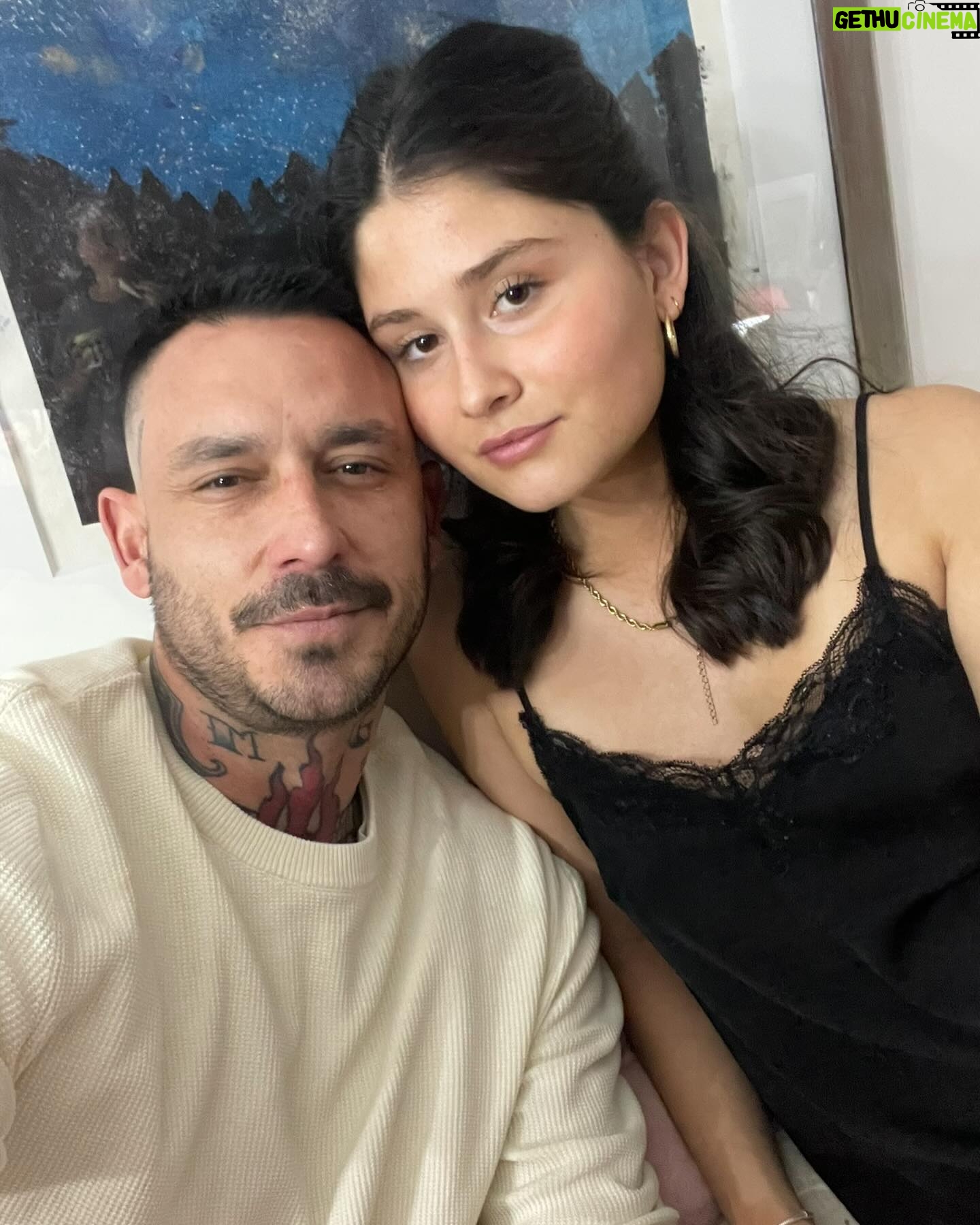 Mauricio Pinilla - 3 Likes - 🫠 @agustinapinillag deja de crecer baby te amo ❤️