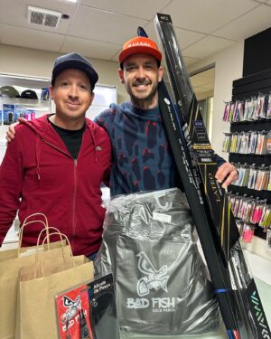 Mauricio Pinilla Instagram - Muy felices de tener a @pinigol9 en el equipo , 
Te damos la mejor de las bienvenidas a nuestra familia Badfish, 

Atento a los nuevos paseos muchachos 🔥🔥🔥🔥!!!!!!!

#spinningfishing #badfish #pescaesportiva #pescacorvinas