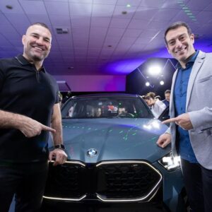 Maurício Rua Instagram - 👊✨ Que noite foi essa no lançamento do BMW X2 e iX2 na BMW Barigui! 🚗🔥

Foi uma honra participar deste evento incrível, repleto de novidades e pessoas extraordinárias. A energia estava lá no alto, e eu adorei cada momento! 🙌🥇

Grato aos organizadores, parceiros e fãs por tornarem esta noite inesquecível. Vocês são campeões! 🏆💥

Confira as fotos dessa noite memorável e siga @bmwbarigui para mais novidades!

📸👉 @bmwbarigui