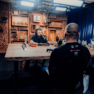 Maurício Rua Instagram - Muito feliz em ter participado de um dos maiores podcast do Brasil, ainda mais do lado do nosso eterno campeão e uma pessoa que eu sempre me espelhei muito. 
Obrigado @flowpdc @wandfc @igor.3k