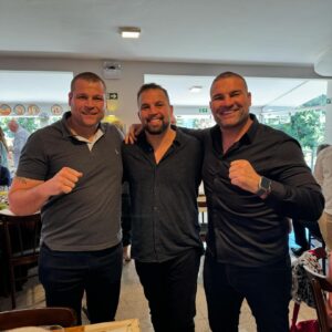 Maurício Rua Instagram - Muito orgulho dos meus irmãos @marcosmrua @muriloninjaoficial