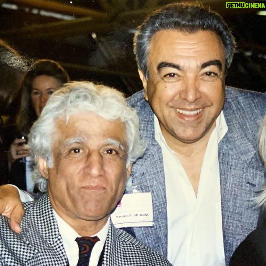 Mauricio de Sousa - 144.6K Likes - Que tristeza! Não tenho palavras. Perdi mais que um grande amigo. Perdi um irmão. Das letras, dos traços e da vida! Mas ele estará sempre aqui em meu coração. E nos corações de milhões de brasileiros maluquinhos, de todas as idades, que seguirão apaixonados por sua obra. Viva, Ziraldo!