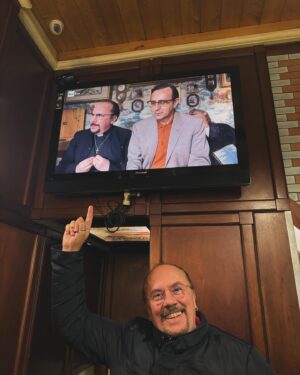 Maurizio Casagrande Instagram - Ma guarda un po’ chi c’è in tv. 😊
Chi sta vedendo “non ti pago”? Che ve ne pare?