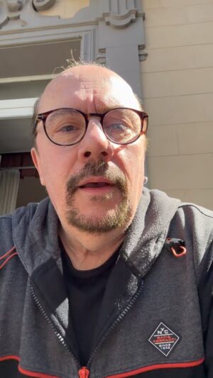 Maurizio Casagrande Instagram - Tanti auguri a tutti i papà.  Anche al mio che non c’è più e manca tanto ❤️