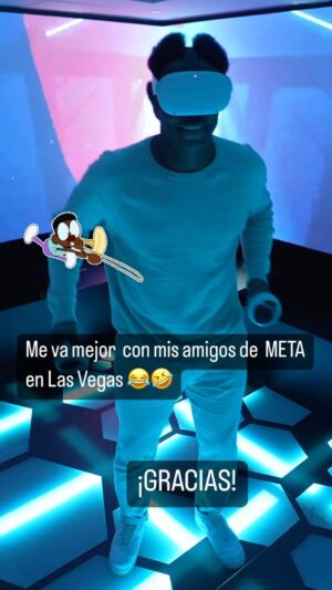 Mauro Castillo Instagram - La pasé increíble con mis amigos de @meta gracias! Con el sable #mevamejor