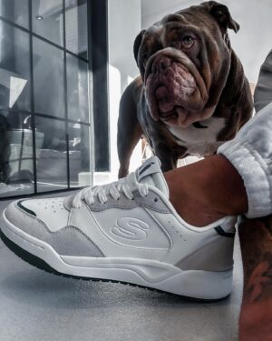 Max George Instagram - Defo chilling after the football last night! Wearing @skechers_uk Court Classics. Comfy as! Link in my story👊🏻 #AD #Skechers