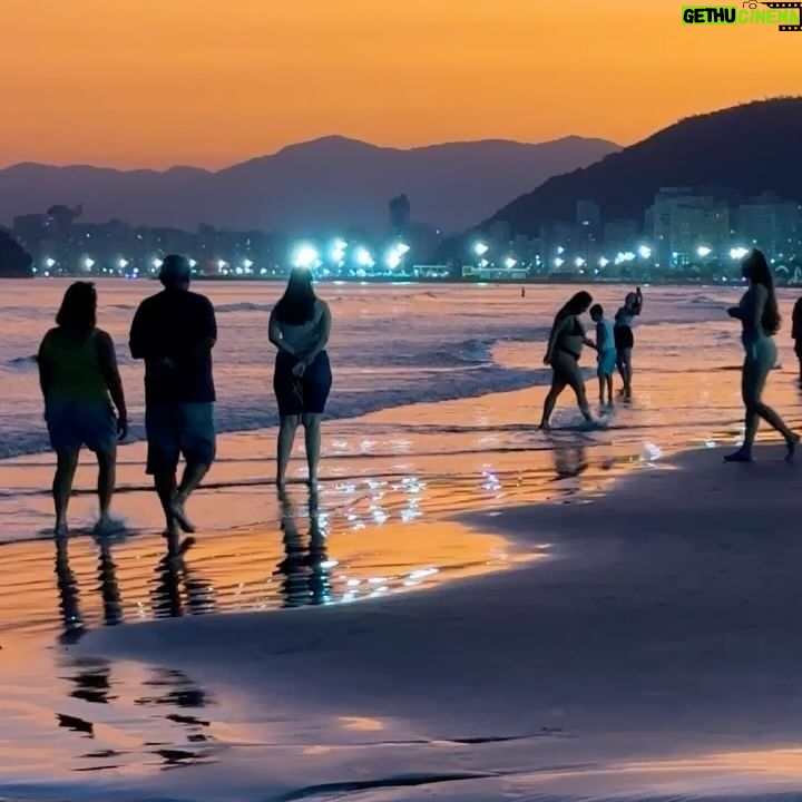 Max Joseph - 9.6K Likes - Boa tarde. Postcards from Santos, Brazil 🇧🇷