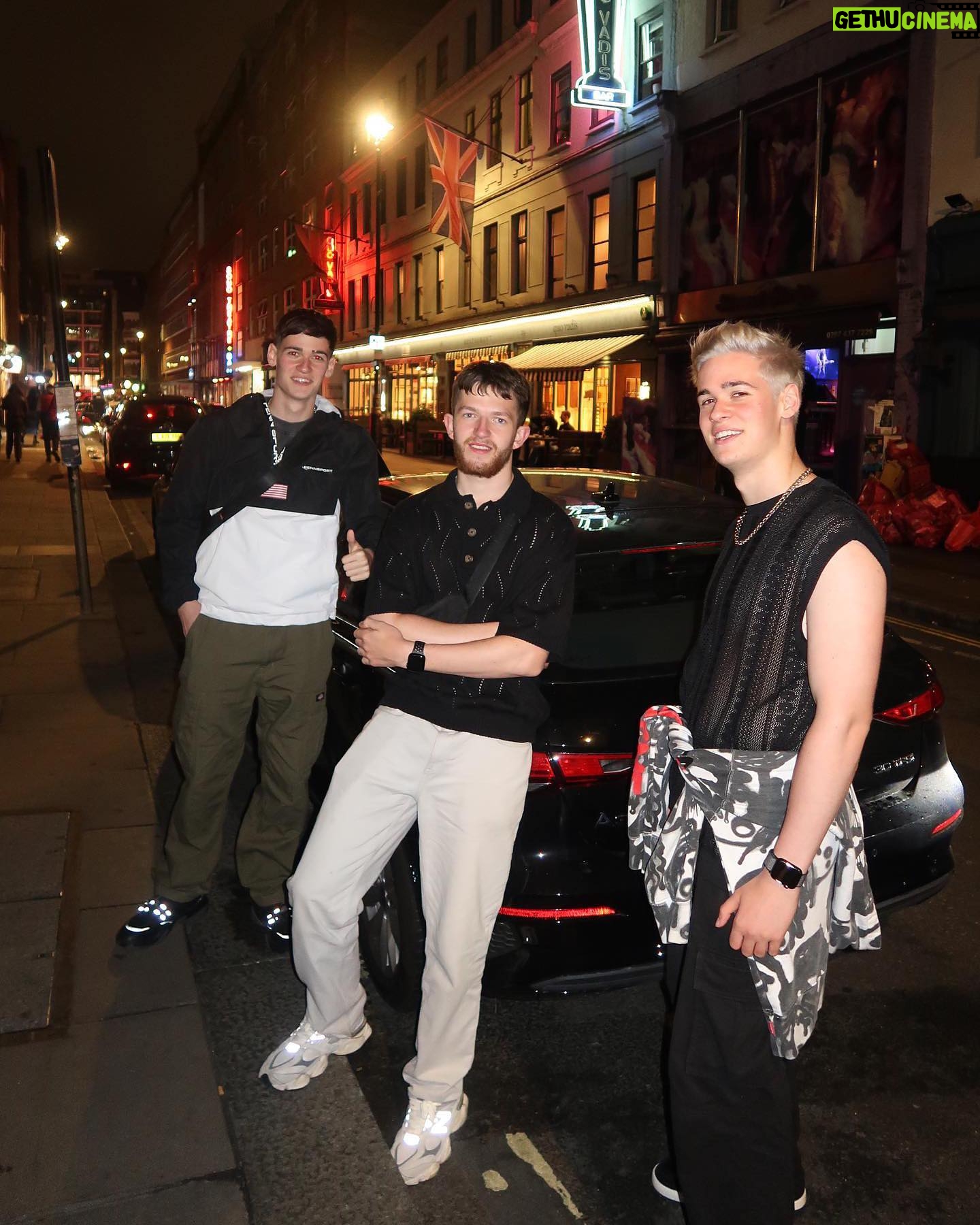 Max Mills - 4.7K Likes - Not a very chronological dump but just posting to let you know, we’re still alive, we’re working on a lot of crazy stuff, and we can’t wait to show you guys in future. Just bear with us, as we wanna make sure it’s all perfect. Love you all ❤️ (also got stung in the face by a wasp if you wanna see it’s in the last slide)