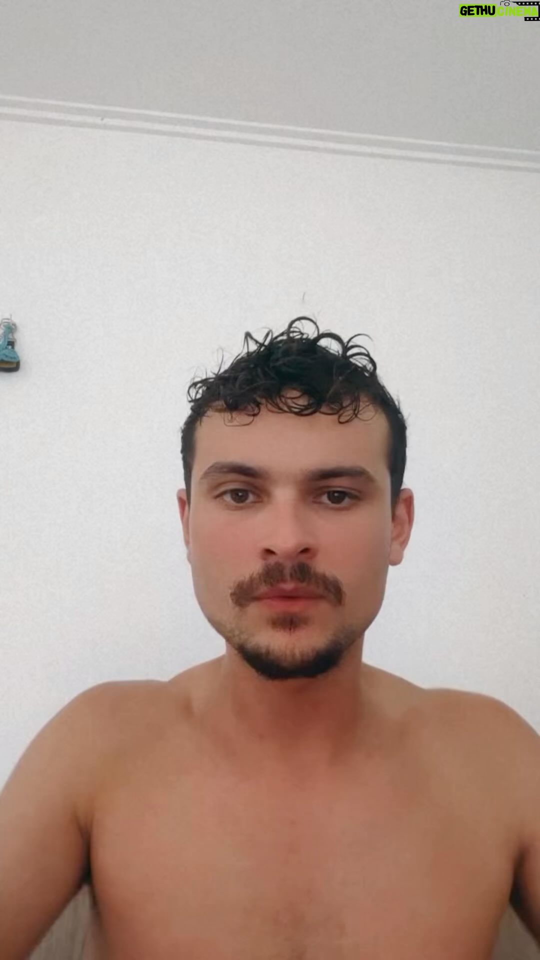Max Petterson - 150.9K Likes - Já, já, fica! Se preocupe não! 😂