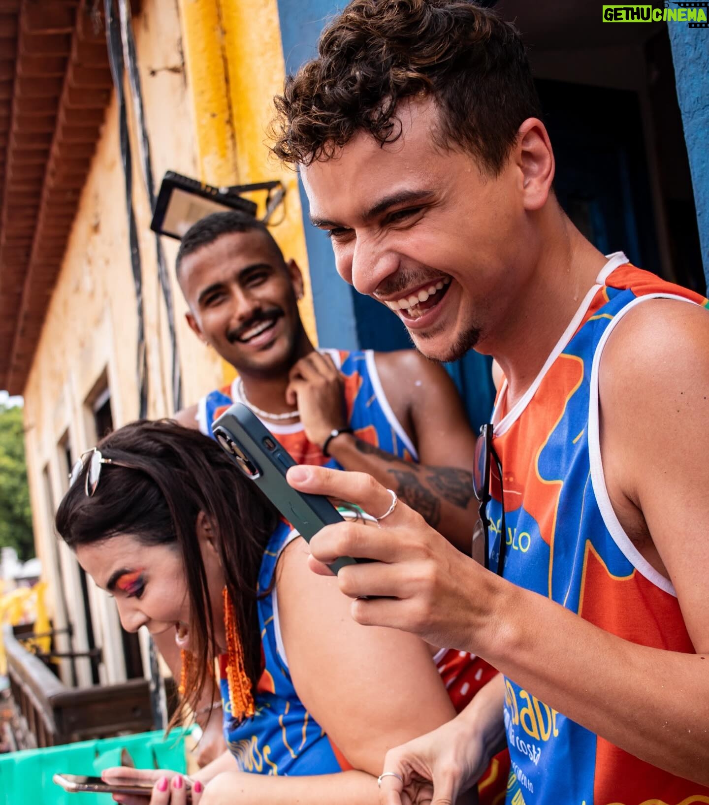 Max Petterson - 46K Likes - Que energia incrível que é o carnaval de Olinda! É quente, caótico, mas é bom! Hahaha! Obrigado @nocasomila e @blocounidospelaansiedade e @riachuelo pela experiência incrível! ♥️🔥