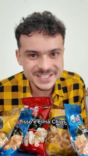 Max Petterson Instagram - Ahh, o São João! Época do ano que a gente só quer curtir e aproveitar do nosso jeito.

E o melhor jeito é aproveitar com Elma Chips®️ Amendoins.

Parceiro do São João e do ano inteiro. @elmachipsamendoins  #publi