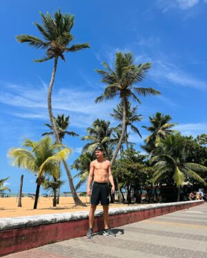 Max Petterson Instagram - 🌴