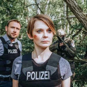 Max Riemelt Instagram - Nicht verpassen: @arte.tv zeigt heute Abend um 20:15 Uhr „Der Schneegänger“ (Regie: Josef Rusnak)

#newmovie #derschneegaenger