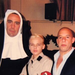 Max Thieriot Instagram - 3 dudes lookin tough as hell… about to step in front of camera to do “The sound of music” 🤣🤣🍼 #waybackwednesday #thepacifier