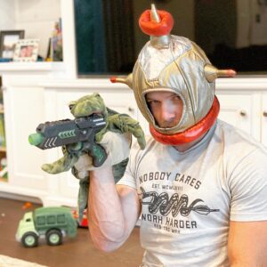 Max Thieriot Instagram - I would like to introduce you to: “daddy-robot-zombie-turtle” at the end of the day when the filming is finished and the weights have been lifted he rises from the toy basket... THIS is dad life 😂🤷‍♂️ #idadsohard #stillakidatheart #shethinksitssexy #sorryimfun #dadbod