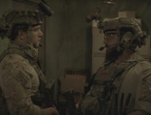 Max Thieriot Instagram - Sonny: “Hey Clay what color should I paint Davis’ toenails when we get home... purple or pink?” What do y’all think ? New #sealteam this week! 💥 🔥 🇺🇸 @sealteamcbs @ajbuckley