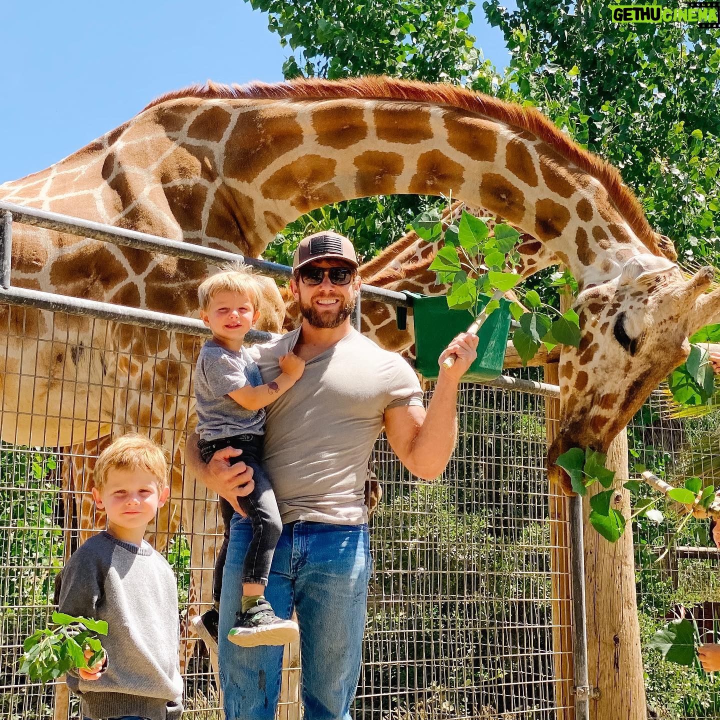 Max Thieriot - 25.2K Likes - Had the best time at @safariwest with the littles. Here I am sharing a snack with my new buddy š¤£ā¤ļø