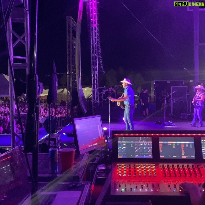 Max Thieriot - 27.5K Likes - So great seeing u guys @jonpardi and @summer_pardi !!! Thanks for having our crazy crew and spoiling our littles with their first concert experience! You guys are the best ā¤ļø