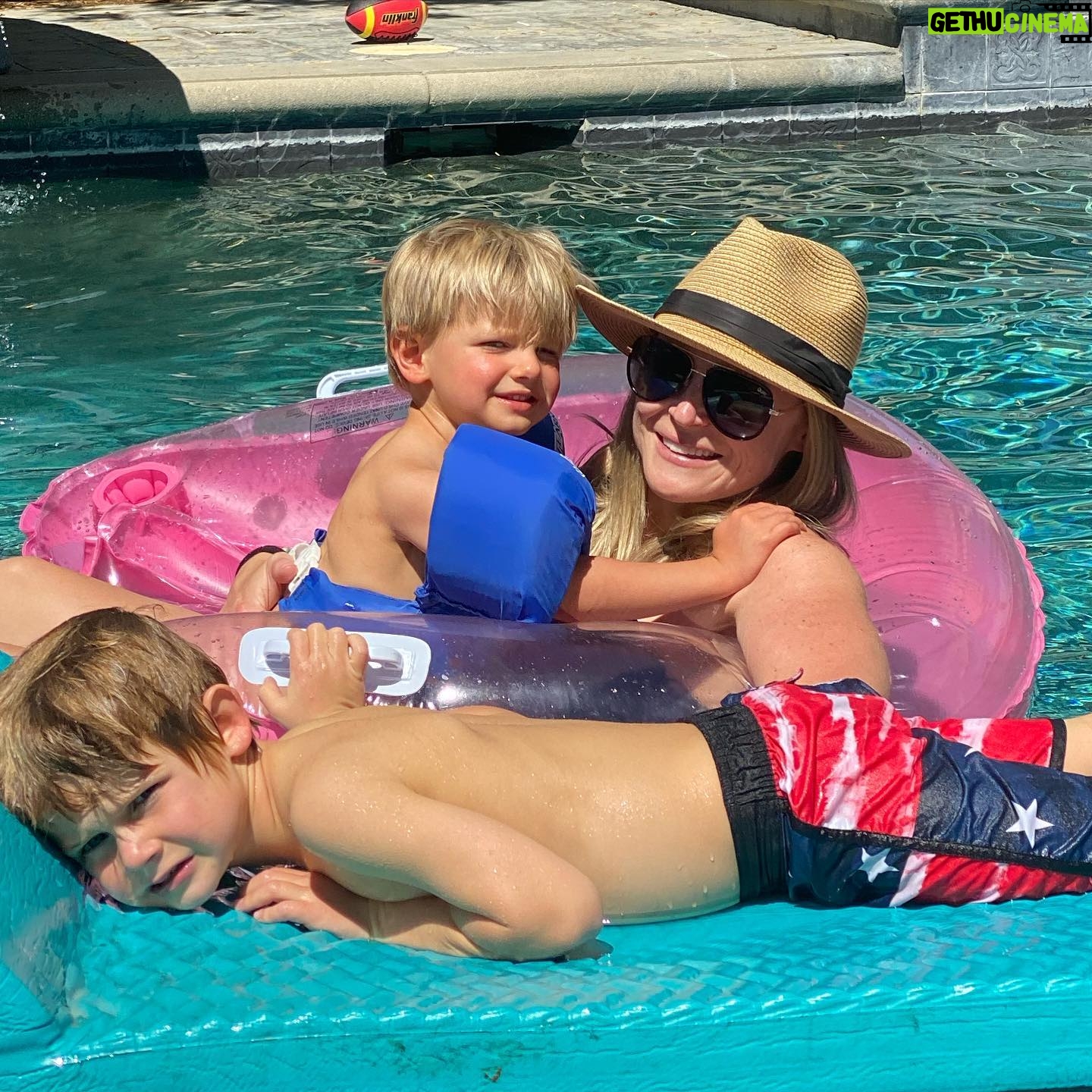 Max Thieriot - 21.1K Likes - Happy Motherās Day !!!!! Sending love to you all today ā¤ļø Especially these two!! Lex, Beaux and Little couldnāt b luckier to have you as their mommy! #mothersday #mommasboy #mom #mommy #myangels #loveyou