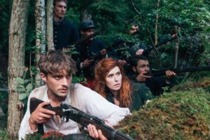 Maxence Danet-Fauvel Instagram - Fier de vous présenter Colin De Renier, jeune Saint-Cyrien dépêché au front avec son régiment pendant les premières semaines de la guerre en 1914.

Les Combattantes - ce soir à 21:10 sur @tf1 

Merci à Alexandre Laurent et Iris Bucher pour leur confiance. Merci à mes soldats et camarades de guerres. Merci à toute l’équipe. Merci la vie pour cette expérience hors du commun. On y a mis nos cœurs et nos tripes, j’espère que vous le ressentirez. 

Go.