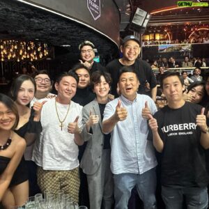 Maxi Lim Jun Liang Instagram - It is a satisfying feeling to reach the end of a task with the feeling of duty fulfilled and receive the accolades and respect of all my friends, teammates, the admiration of the people I love. To hear my name spoken with pride, the pride of having seen the obstacles and the opportunity of growth, the price of being able to face life’s ups and downs and fight. 

Apologies on not being able to get the W last evening. I went the distance but lost on points. Felt I lost the battle but won the war, the war that is within myself. I was fat and out of shape last year and perhaps a fight is what I needed. Took the risk and challenged a coach with only 5 months of training.

Thank you to my @evolvemma team, my coaches @drian.francisco @danialj_lil for cornering and coaching me. The Evolve media guys, y’all are tip top. And my boxing comp teammates. Those that I’ve sparred with and gave me so much tips, y’all know who you are. ❤️

To my S & C team @starfitnessgroup @fabulousaesthetics Thank you for building a body that is ready for war. 💪🏻

To my dear sponsors @chargesg @tbginteriordesign thank you for the trust you placed in me with your brands. I am grateful. 

Thank you @theringwhitecollarboxingshow for this once in a lifetime opportunity to experience fighting in a main event at such a spectacular locale @marqueesingapore . The theatrics and organisation for fighters were superb from start to finish. Shoutouts to @dzulfadly_jaffar_dj and @christianjcorrigan for your hardwork! And @christian again for fighting while working!

To my opponent @stayhardyyy . What an honor to challenge and share the ring with you! I can only imagine how hard to train during fasting month. You have my respect. 

Lastly, Sometimes God takes you on a journey you didn’t know you needed, to bring you everything you ever wanted.

📸: @henhaomedia 

#boxing #singaporeboxing #evolvemma #martialarts #whitecollarboxing #marquee #eatbro