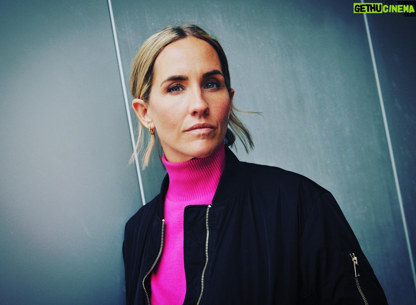 Maxi Warwel - 1.9K Likes - 2023: Ich bin sowas von ready!
✨✨✨
Lange nicht mehr so energetisch ins neue Jahr gestartet. Könnte am direkten Mars liegen….oder an dem neuen wertvollen Input, den ich gerade bekomme…..who knows…?!?;)
Ich hoffe, Euch geht es dolle gut! 💜