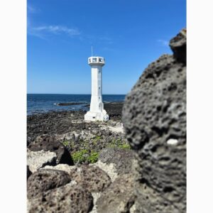 May Phua Instagram - Udo Island, An island off jeju island. Udo means cow in korean, supposedly the island looks like a lying cow, known for its scenic beaches, sheer rocky cliffs, and sea caves.

Biking, electric cars are popular transportation choices getting around the island for many however there’s always the choice of ferrying your rental car to the island if you’re with elderly or young kids. Boasting white sand beaches, an emerald sea and a magnificent black sand beach are their famous Seafood ramen, peanut and peanut desserts.

Couldn’t have chosen a better way to experience another’s country culture and island exploration with the teenagers.

#family #familyfriends #udoisland