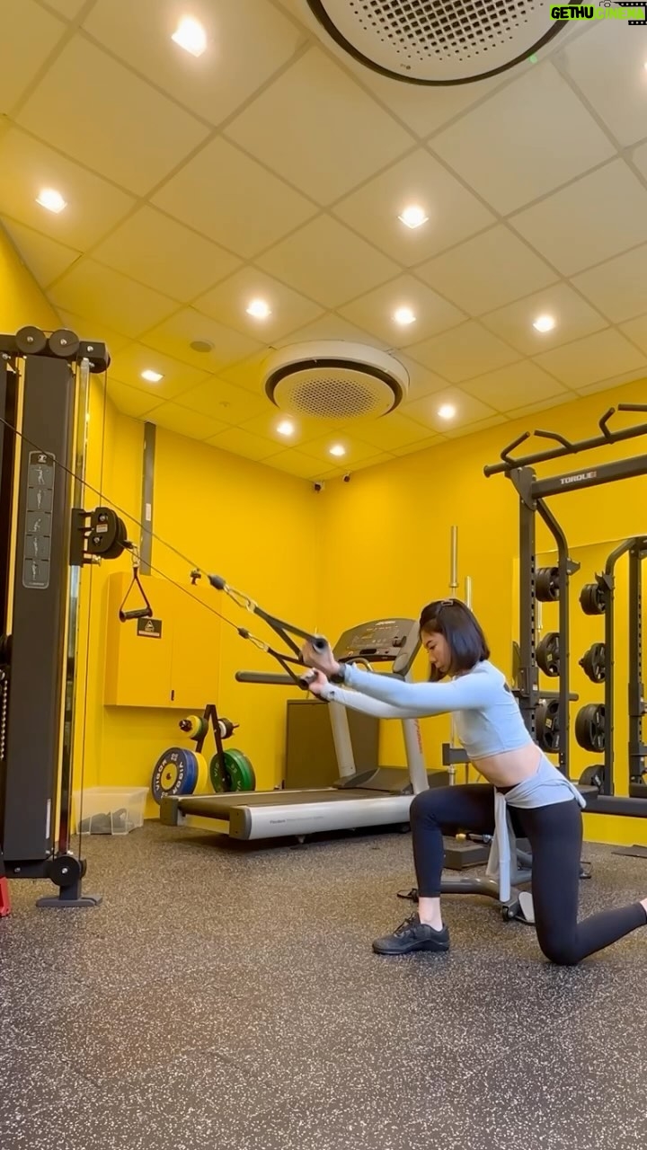 May Phua - 3 Likes - Strength Days on Upper Body and Core.
#personaltrainer #pilatesinstructor #strengthtraining #strength #mobilityexercises #fitness #fitnessmotivation #upperbodyworkout #strengthtrainingforwomen #strongwomen