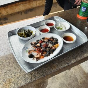 May Phua Instagram - My first time trying the seafood at its place of source. We had them stir fried, not any taste I’m familiar with but the chewiness of it is something acceptable.
#travelfussfree #familyfriends