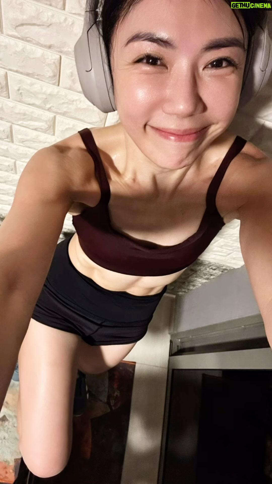 May Phua - 3 Likes - Add variety to your fitness journey by including different forms of activities. Unless youāre training for a specific sport e.g running, bodybuilding, professional athletic in a sport.. incorporating various aspects of fitness helps us to stay committed to movement and keeping up with our fit bodies.
Cardio, Strength and Resistance training, Pilates, Yoga, Team sports , Hiking, Running, even walking is good. Mix it up.
Just like eating, add colours, add variety to your routine once awhile, it keeps you aliveš.
#personaltrainer #pilatesinstructor