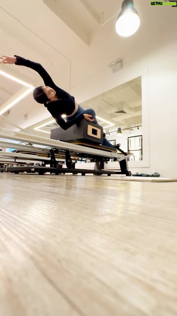 May Phua - 3 Likes - Training movement in all directions allows us to create awareness of our bodies. Training is needed to help the body adapt and maintain its ability to use it daily.
Itās fun, just some movements Iāve been working on the past weeks.
#pilatesinstructor #stottpilates #personaltrainer #strengthandconditioning #pilates