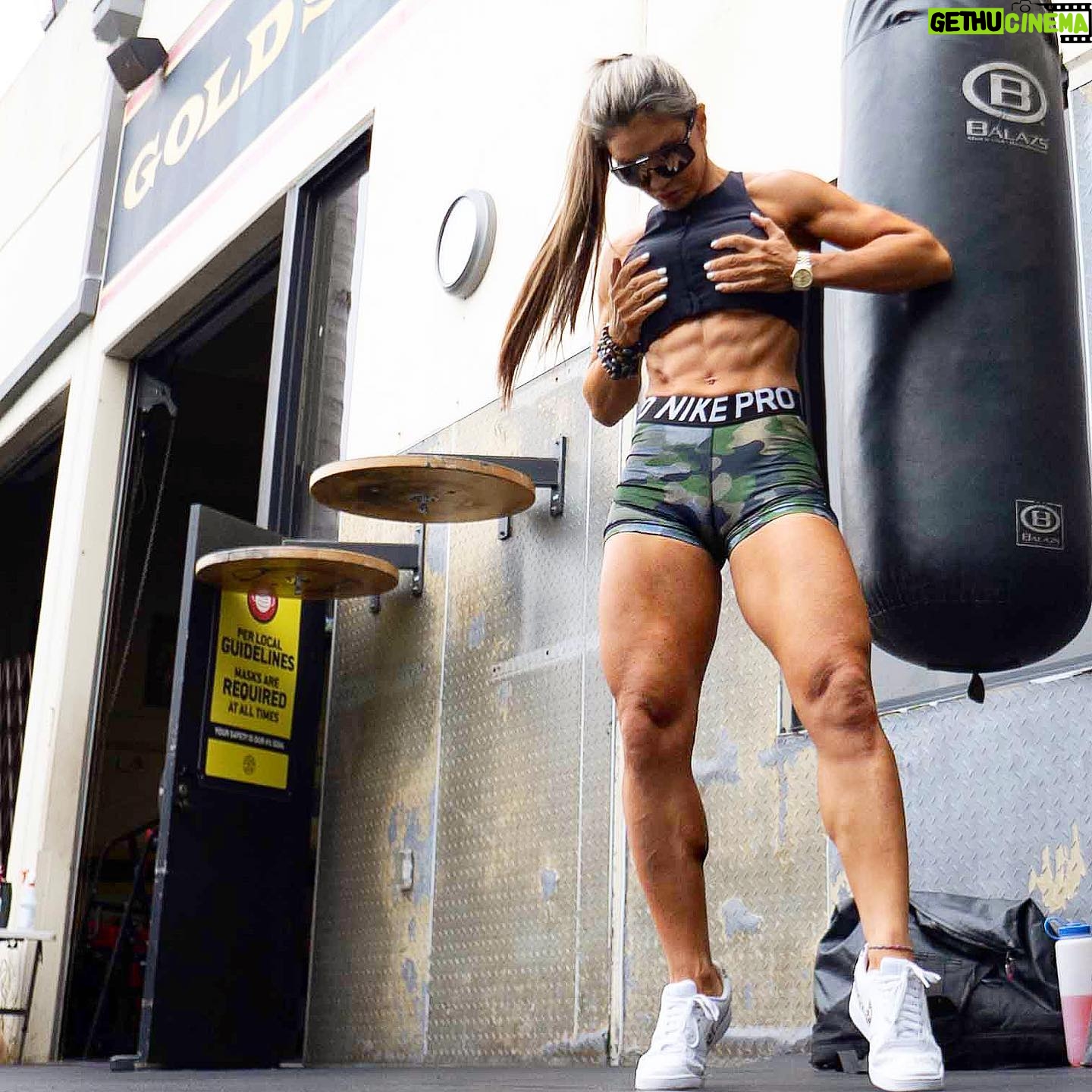 Mayling Ng - 1.2K Likes - Luck is what happens when preparation meets opportunity 💫
I work damn hard 😓 to be this lucky 🤙#goalgetter #dreamchaser ##
@vitalperformance #athlete
📸 @a.e.s.t.h.e.t.1x