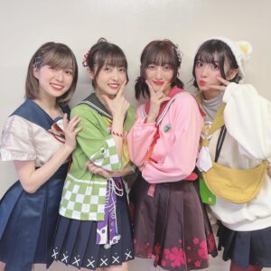 Mayu Yoshioka Instagram - 2023年振り返り③

無理やりまとめた…笑

過去の投稿見れば、すぐその頃の思い出に戻れるの、やっぱいいな☺️

ここに収まらなかった分は、ぜひ過去の投稿をご覧ください！

というわけで…
2023年、ありがとうございました。

振り返ってみると、とても充実した一年でした。
いつも応援して、見守ってくださる皆様のおかげです。
本当にありがとうございます！！

来年も、頑張るよ！！！