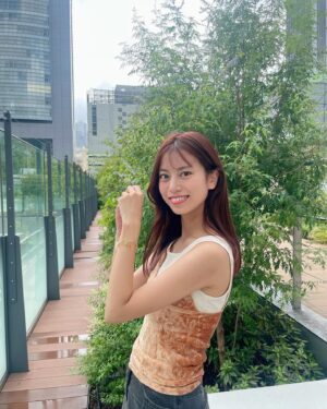 Mayuna Saburi Instagram - 💎地球に優しいサステナブルジュエリー💎

ご縁があり去年の夏にmi luna
 @miluna_jewelry に出会いました💍

一度輝いたジュエリーの天然石をアップサイクルし、新しい姿へと生まれ変わらせたサステナジュエリーブランド。

“時を旅するサステナブルジュエリー”

厳選された天然石やパールがとにかく美しく、想いやストーリーが込められたアクセサリーはパワーを感じ、日々を一緒に過ごしていきたいと思わせてくれます🌿
　
今回mi luna のオンラインマガジン”MY TIMELESS”の企画で取材をしていただきました。

mi luna のジュエリーや、ジュエリースタイリングについてのお話しているのでぜひ記事をチェックしてみてください😊 @miluna_jewelry のプロフィールのリンクから記事が読めます📖

楽しみながら地球に優しいことしていきましょう🌏💛

#miluna #mytimeless