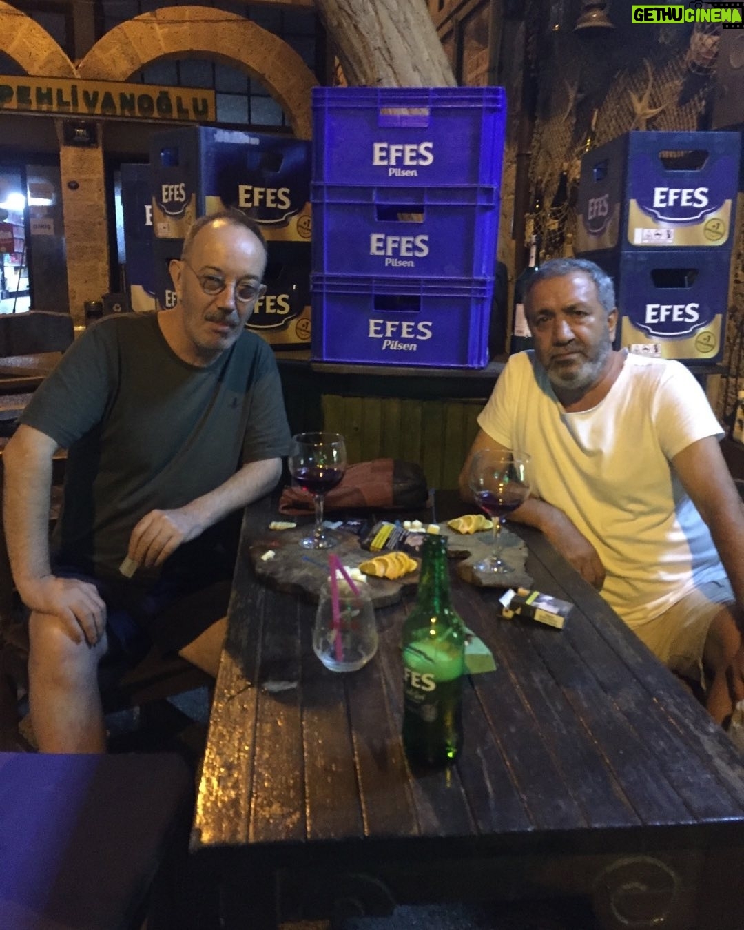 Mazlum Çimen - 6K Likes - Hüsnü ile mülkün sahibiyiz :)) Foça..