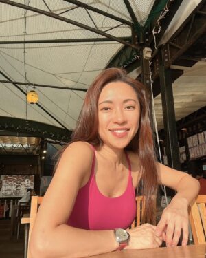 Mecco Chang Instagram - Enjoying my Me Time. 🩷

這一次去關西地區 感覺很熟悉 晚上在外面走路四面環山無人也覺得很安全。

喝太多清酒了，結果在車上睡著，醒來發現沒有零錢，還坐霸王車 
司機人好好😝

This time I went to the Kansai area like wakayama and koyasan and felt very calm and relaxed. It’s a place you can safely walking outside at night surrounded by mountains without any one around. 

I drank too much sake and ended up falling asleep in the car. When I woke up I found that I had no change! Was still able to take off from the car.
The driver was so nice indeed. 😝