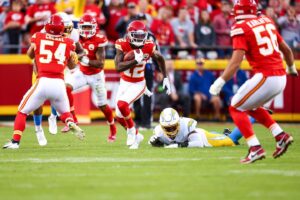 Mecole Hardman Jr. Instagram - Good to be back in Chiefs Kingdom 🙏🏾❤️