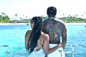 Mecole Hardman Jr. Instagram - Having someone to hold you down, someone to have your back is the best feeling in the world ❤️ I’ll do anything for this woman 🙏🏾