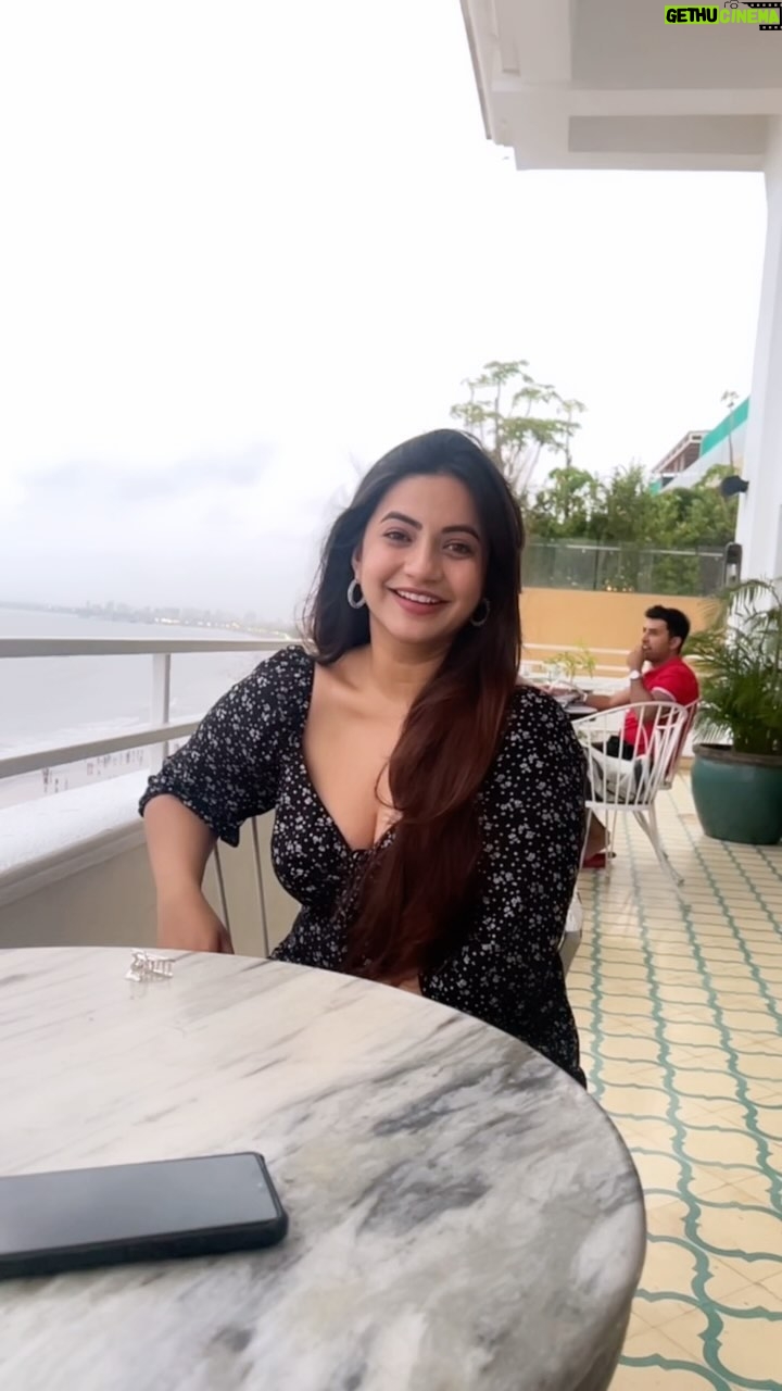 Meera Deosthale - 37.2K Likes - 🤭🤭
#reelitfeelit #trendingreels